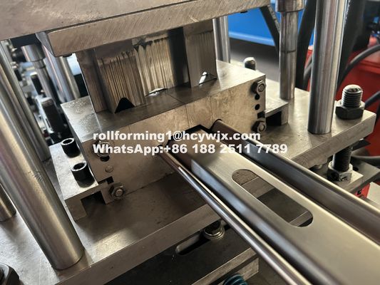 جودة  Customizable Shutter Door Roll Forming Machine For Your Unique Manufacturing Needs مصنع