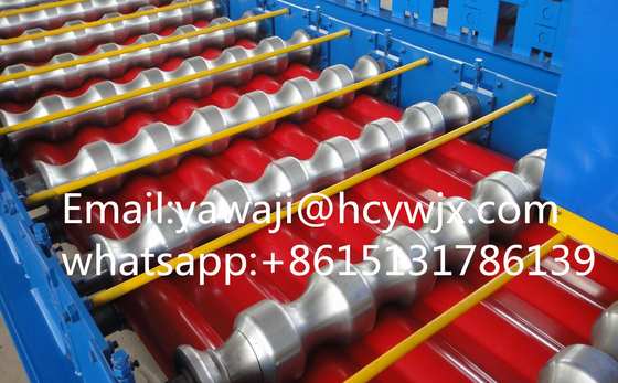 الهيدروليكية الزجاجية الفولاذ البلاط لفة تشكيل آلة مع CR12 مادة القطع و 0.3-0.6mm سمك المواد