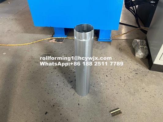 0.45-0.6mm سمك المادة Downspout رول تشكيل آلة مع 5.5kw طاقة المحرك