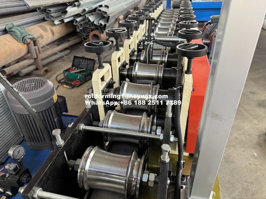 آلة تشكيل للفاتورة البابية مع مواد شفرة قطع Cr12