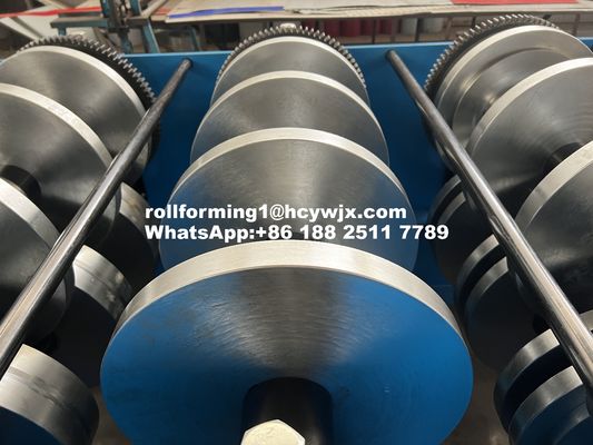 T153-40L-840 آلة تشكيل الطابق المعدني عالية السرعة