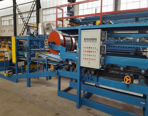 EPS التلقائي ساندويتش لوحة لفة تشكيل آلة 0.3-0.6mm ورقة Thickne