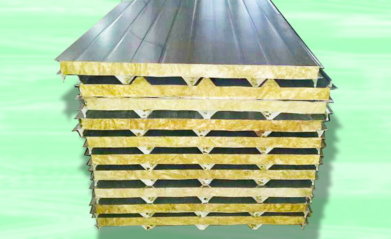 لوحة ورقة اللون ساندويتش ماكينة لصنع مجلس الصوف المعدنية 28kw