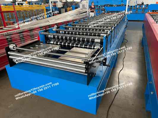آلة تشكيل لفة المموج للصوامع الفولاذية PPGI لصفيحة السقف 0.7 مم