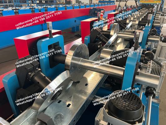 CZ Purlin Steel Sheet Roll Forming Machine للمستودع