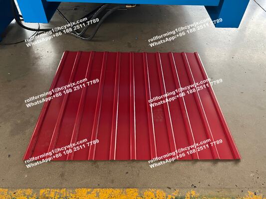 آلة تشكيل طلاء طبقة مزدوجة مع نظام تحكم PLC للقطع الهيدروليكي لألواح السقف بسعة 0.3-0.6mm