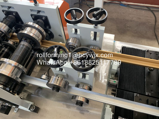 مزدوج النظام Knauf الجدار الجاف والسقف رول سابق