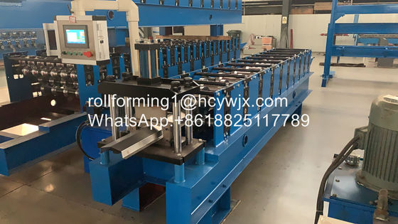 السقف المعدني المجلفن 1.5 مم سمك ريدج كاب لفة سابقة