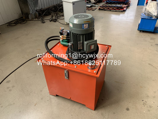 أوميغا 1.5 مم 45 م / دقيقة آلة تشكيل مسمار ومسار